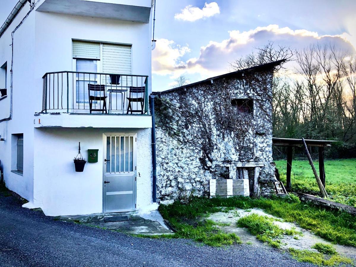 Casita Junto Al Rio En Un Entorno Natural Монфорте-де-Лемос Экстерьер фото