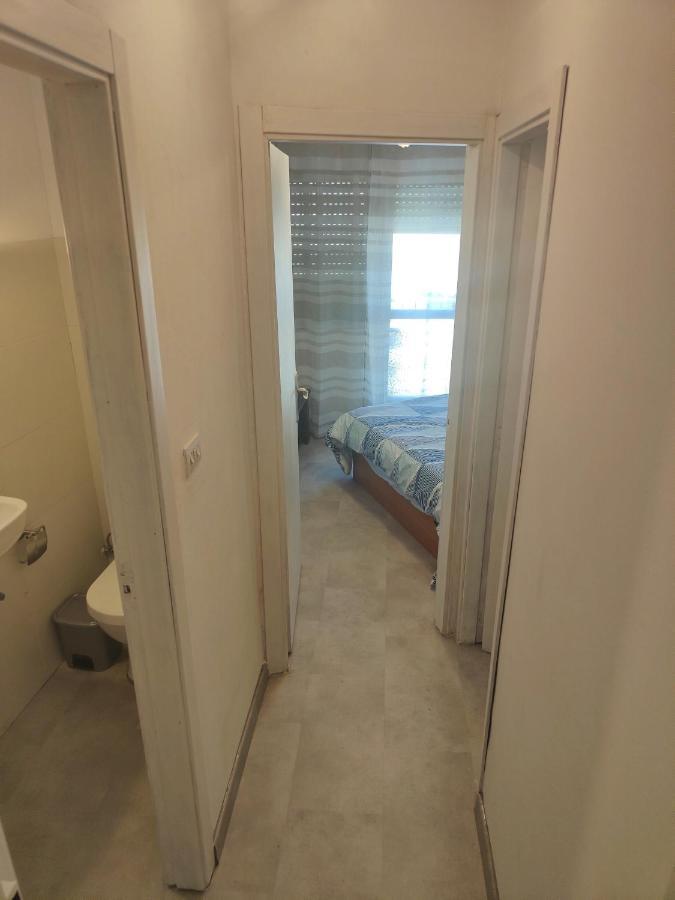 Casita Junto Al Rio En Un Entorno Natural Монфорте-де-Лемос Экстерьер фото