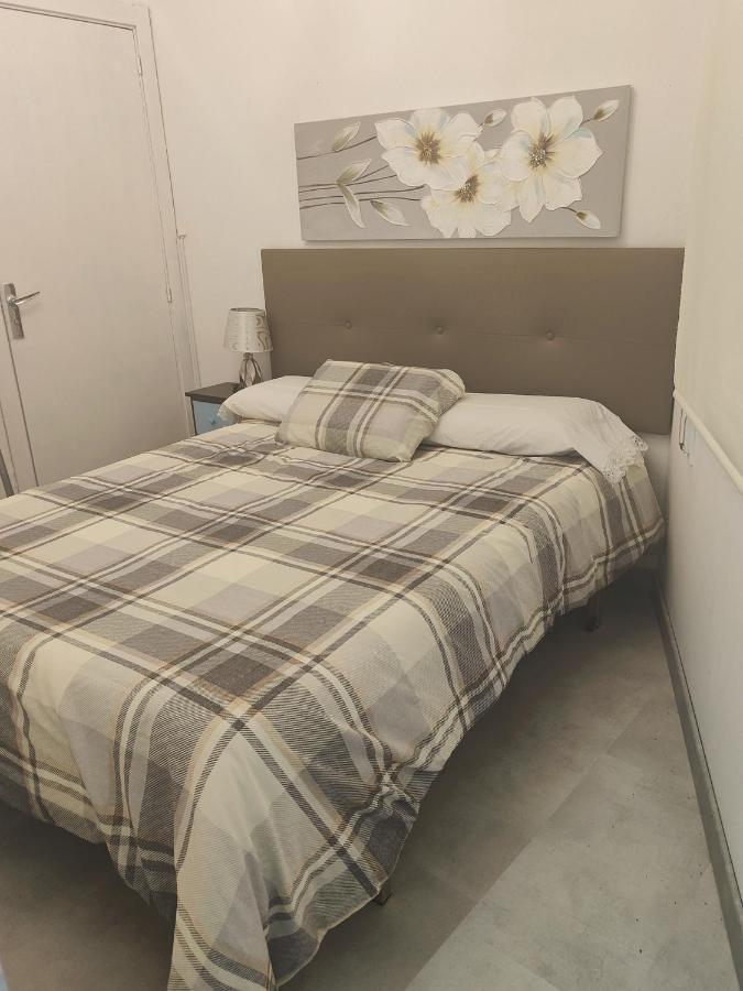 Casita Junto Al Rio En Un Entorno Natural Монфорте-де-Лемос Экстерьер фото